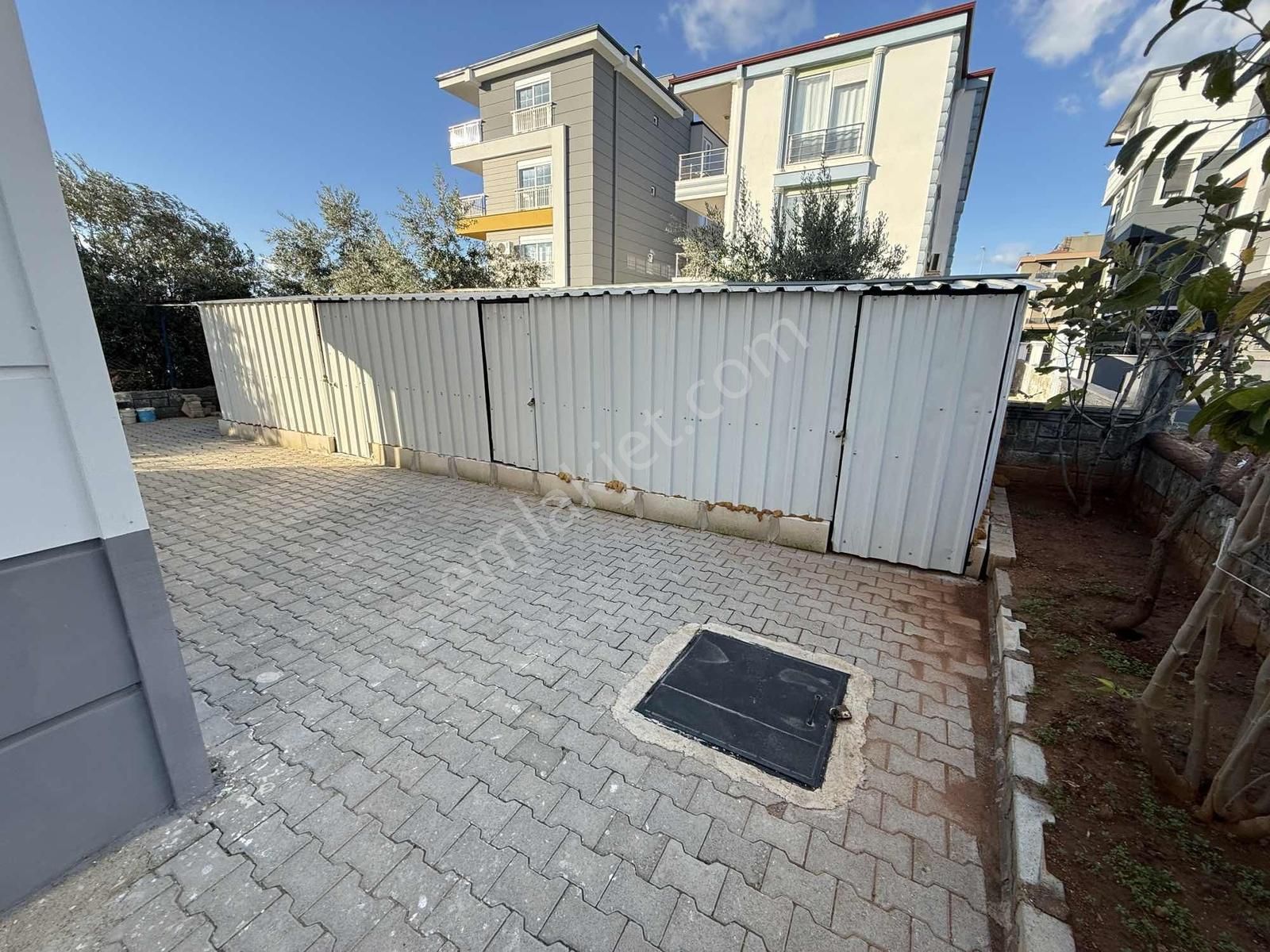 Tranvay Dibinde 3+1 Ebeveyn Banyolu Çitf Balkon Kiler Odası - Görsel 4