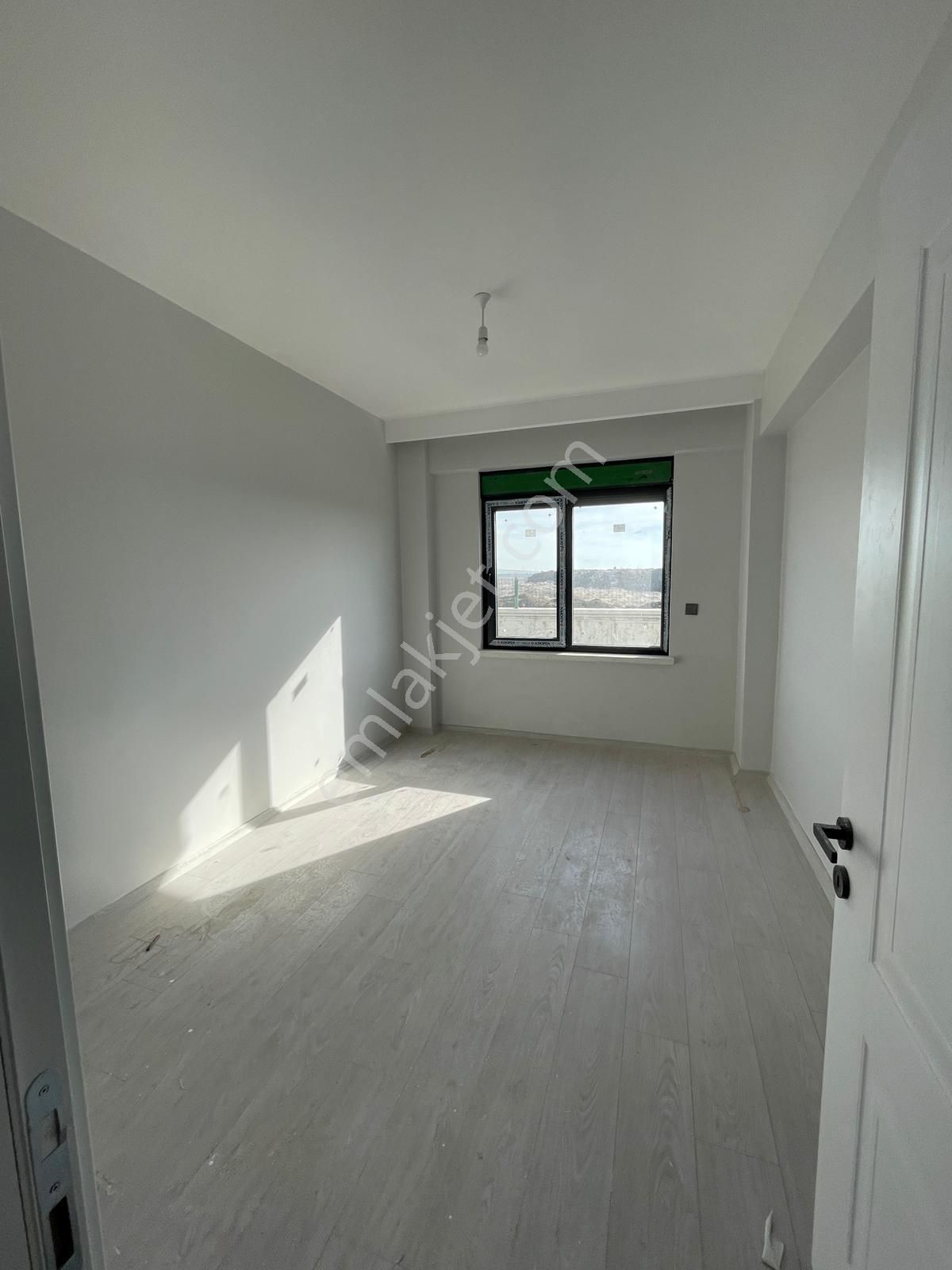 Afyon Üçok Emlaktan Hoca Ahmet Yesevi Mah Satılık Sıfır 3+1 Lüx Daire - Görsel 17