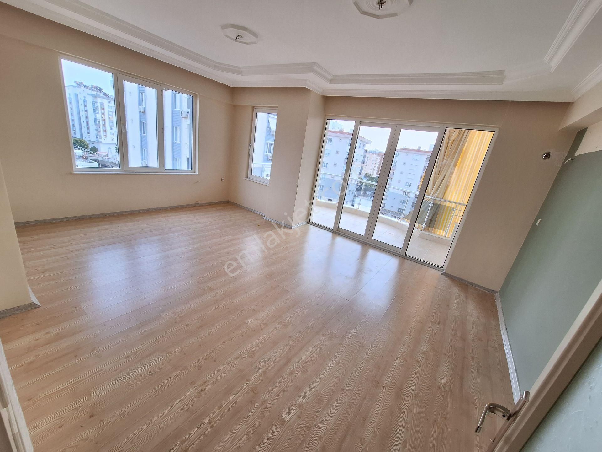 Antalya Konyaaltı Uncalı Mahallesinde Site İçinde Doğalgaz Kombili 3+1 Daire - Görsel 10
