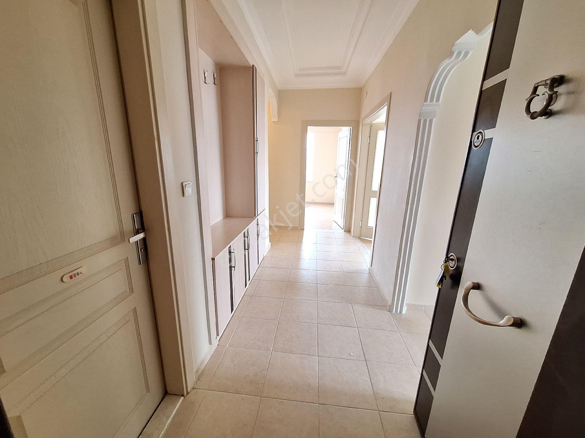 Antalya Konyaaltı Uncalı Mahallesinde Site İçinde Doğalgaz Kombili 3+1 Daire - Görsel 6