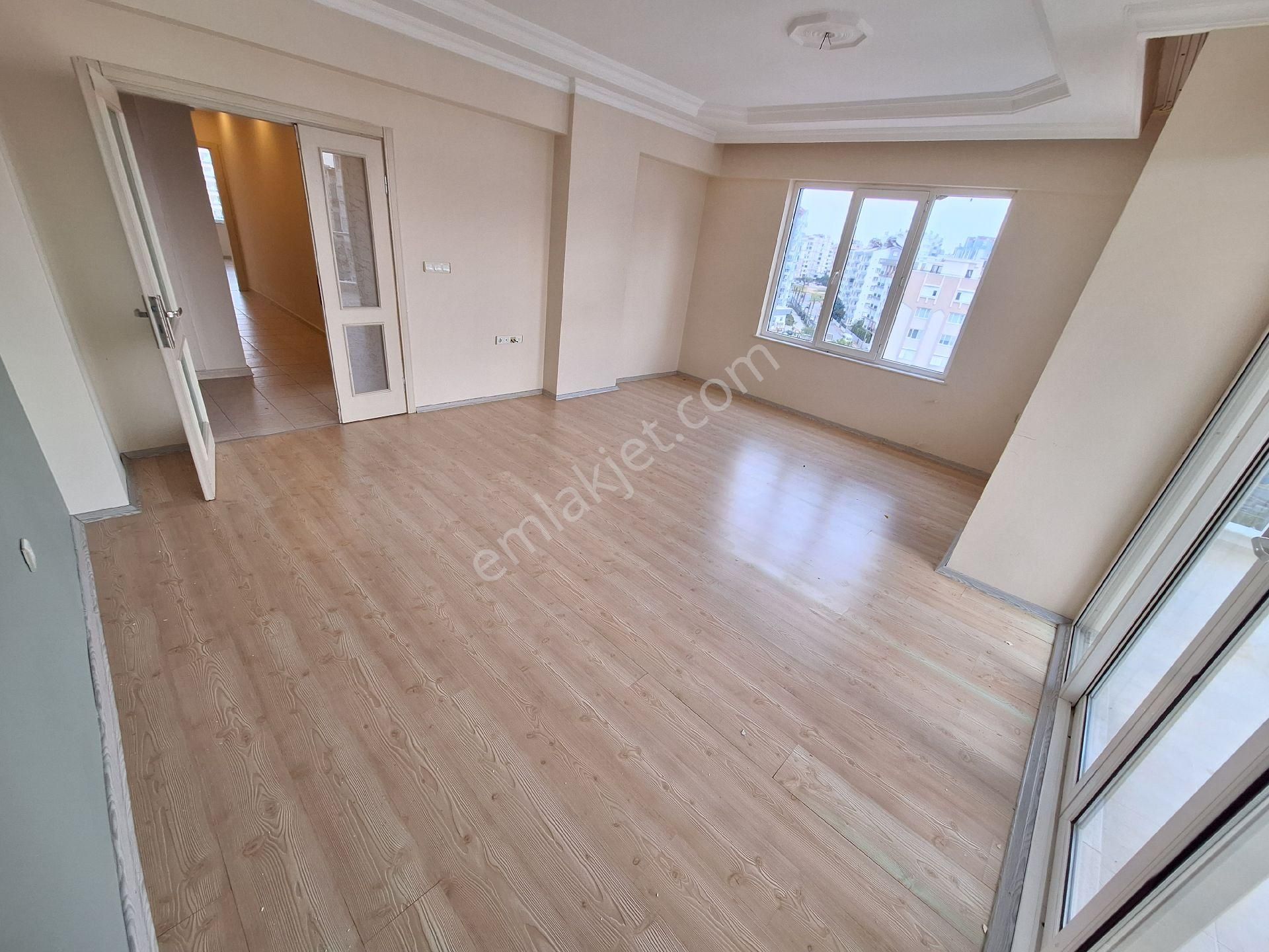 Antalya Konyaaltı Uncalı Mahallesinde Site İçinde Doğalgaz Kombili 3+1 Daire - Görsel 8
