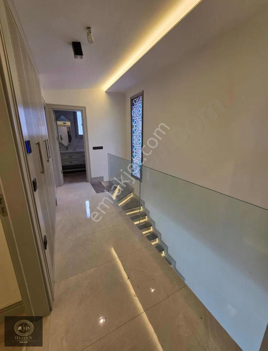 Merkezi Lokasyonda 5+2 Özel Havuzlu Villa - Görsel 3