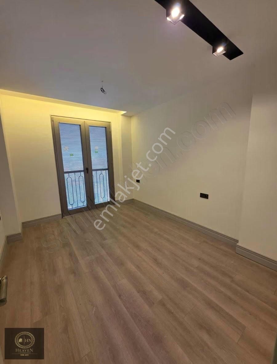 Merkezi Lokasyonda 5+2 Özel Havuzlu Villa - Görsel 20