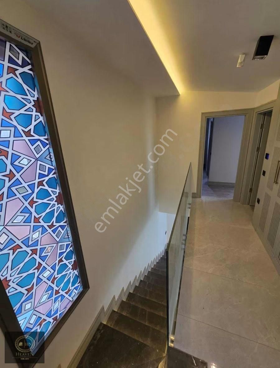 Merkezi Lokasyonda 5+2 Özel Havuzlu Villa - Görsel 11