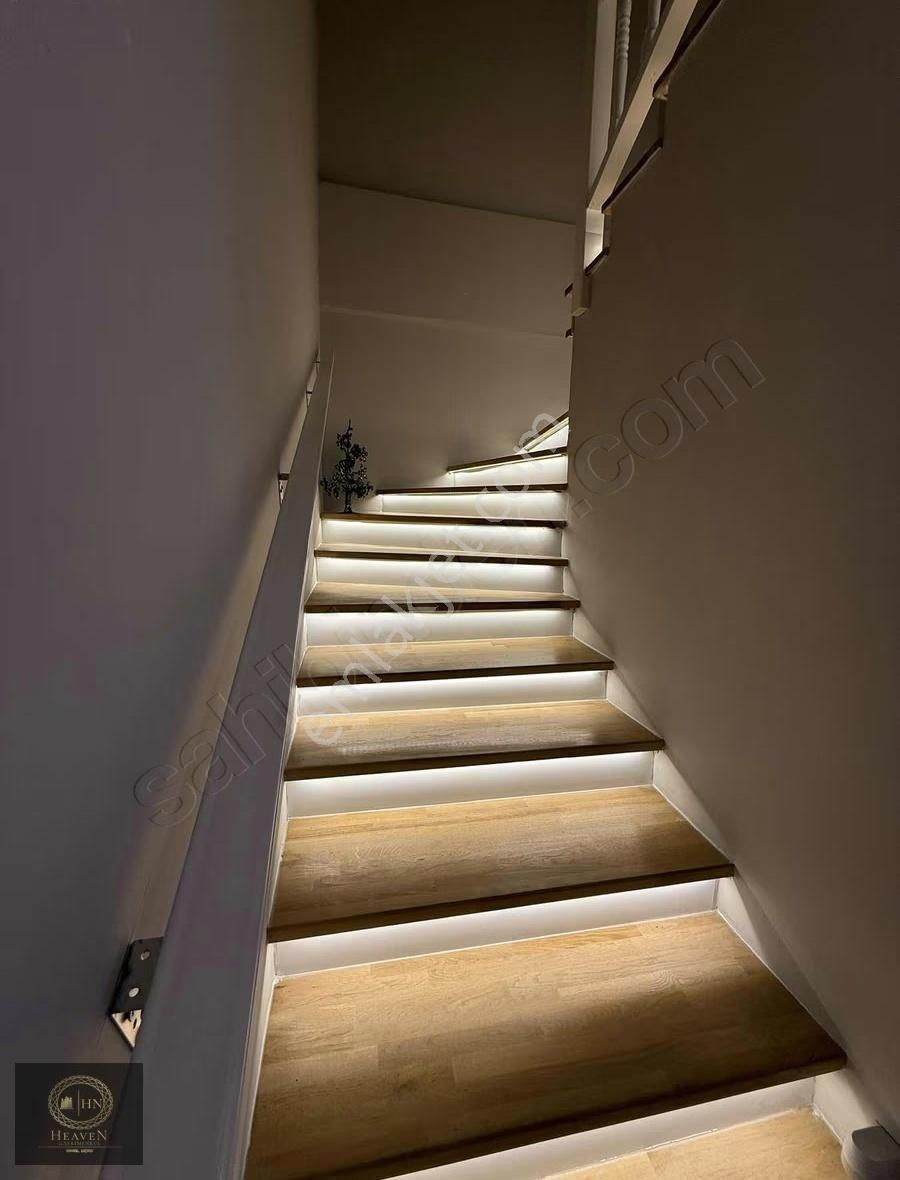 Denize Avm Ye Ve Okullara Yakın Doğalgazlı 4+1 Özel Havuz - Görsel 24