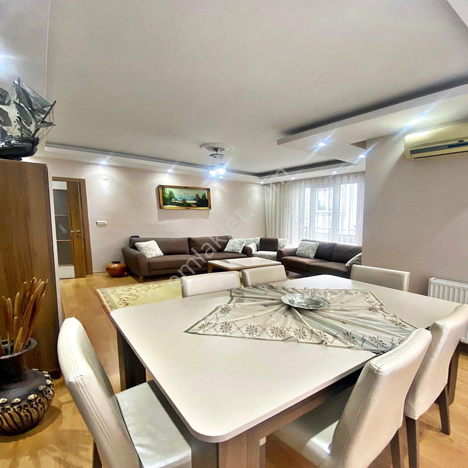 Beylikdüzü Yakuplu Mahallesinde Satılık 2+1 Balkonlu Ara Kat Daire - Görsel 5