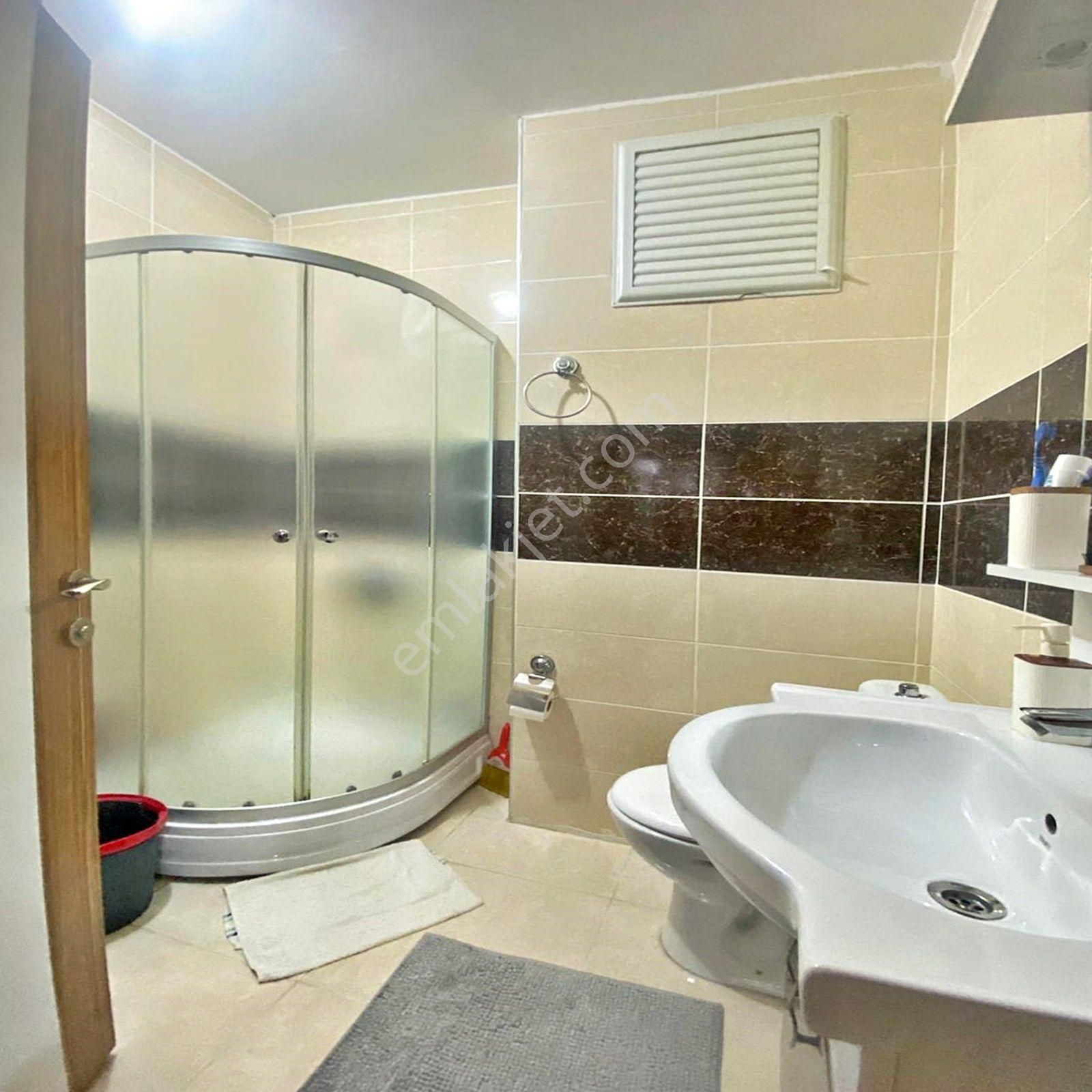 Beylikdüzü Yakuplu Mahallesinde Satılık 2+1 Balkonlu Ara Kat Daire - Görsel 11