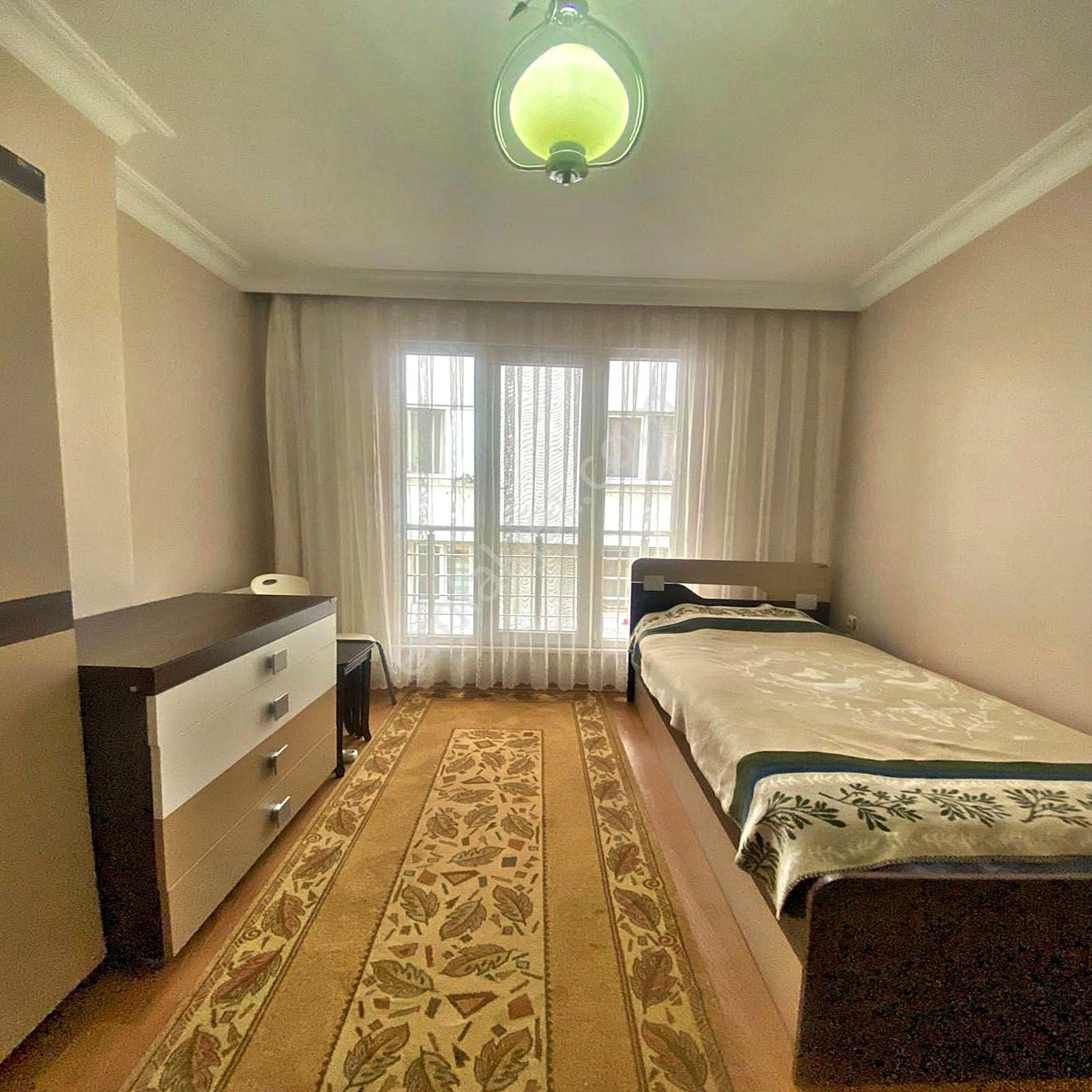 Beylikdüzü Yakuplu Mahallesinde Satılık 2+1 Balkonlu Ara Kat Daire - Görsel 19