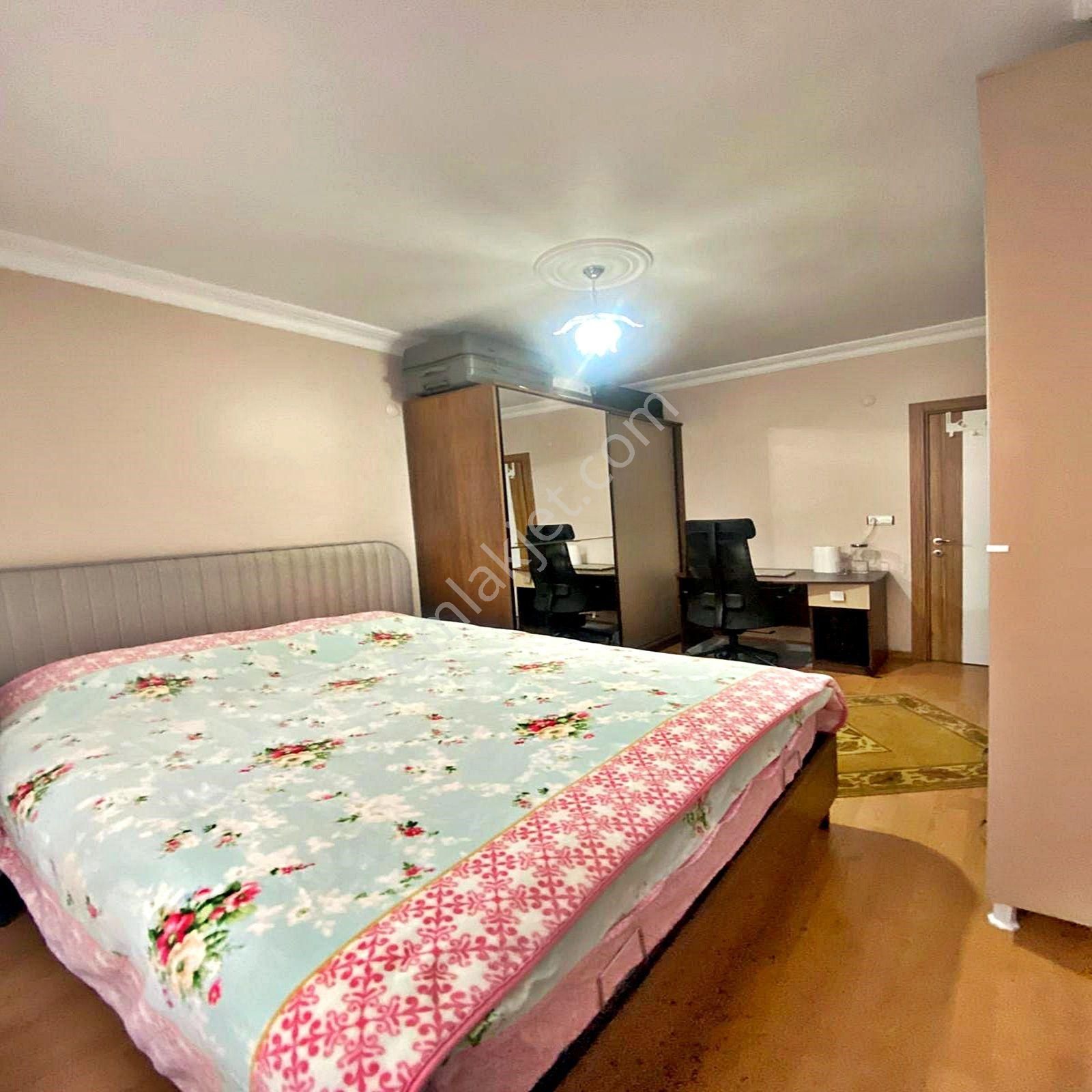 Beylikdüzü Yakuplu Mahallesinde Satılık 2+1 Balkonlu Ara Kat Daire - Görsel 4