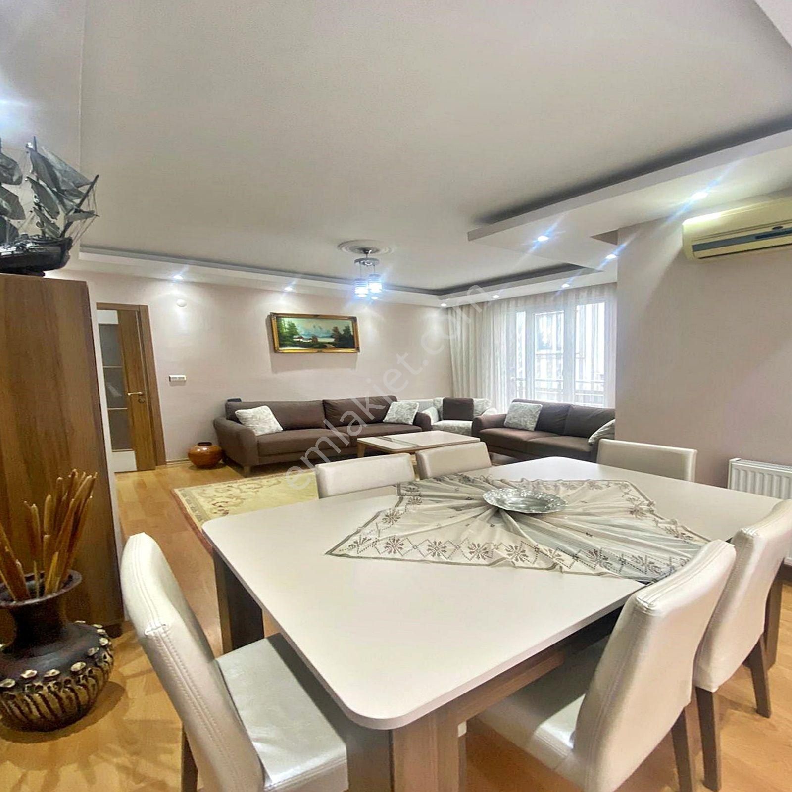 Beylikdüzü Yakuplu Mahallesinde Satılık 2+1 Balkonlu Ara Kat Daire - Görsel 18