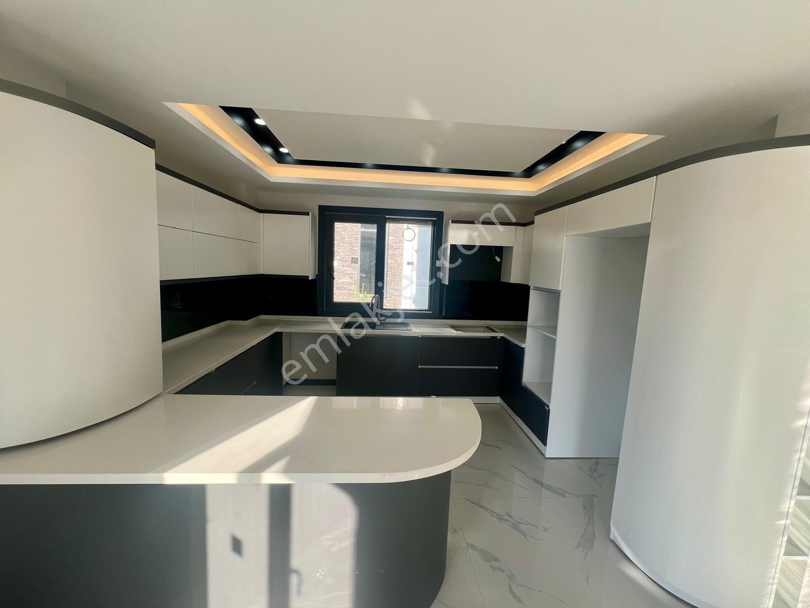 Akçay Aras Emlaktan Zeytinlide Havuzlu Site İçinde Müstakil Villalar - Görsel 15