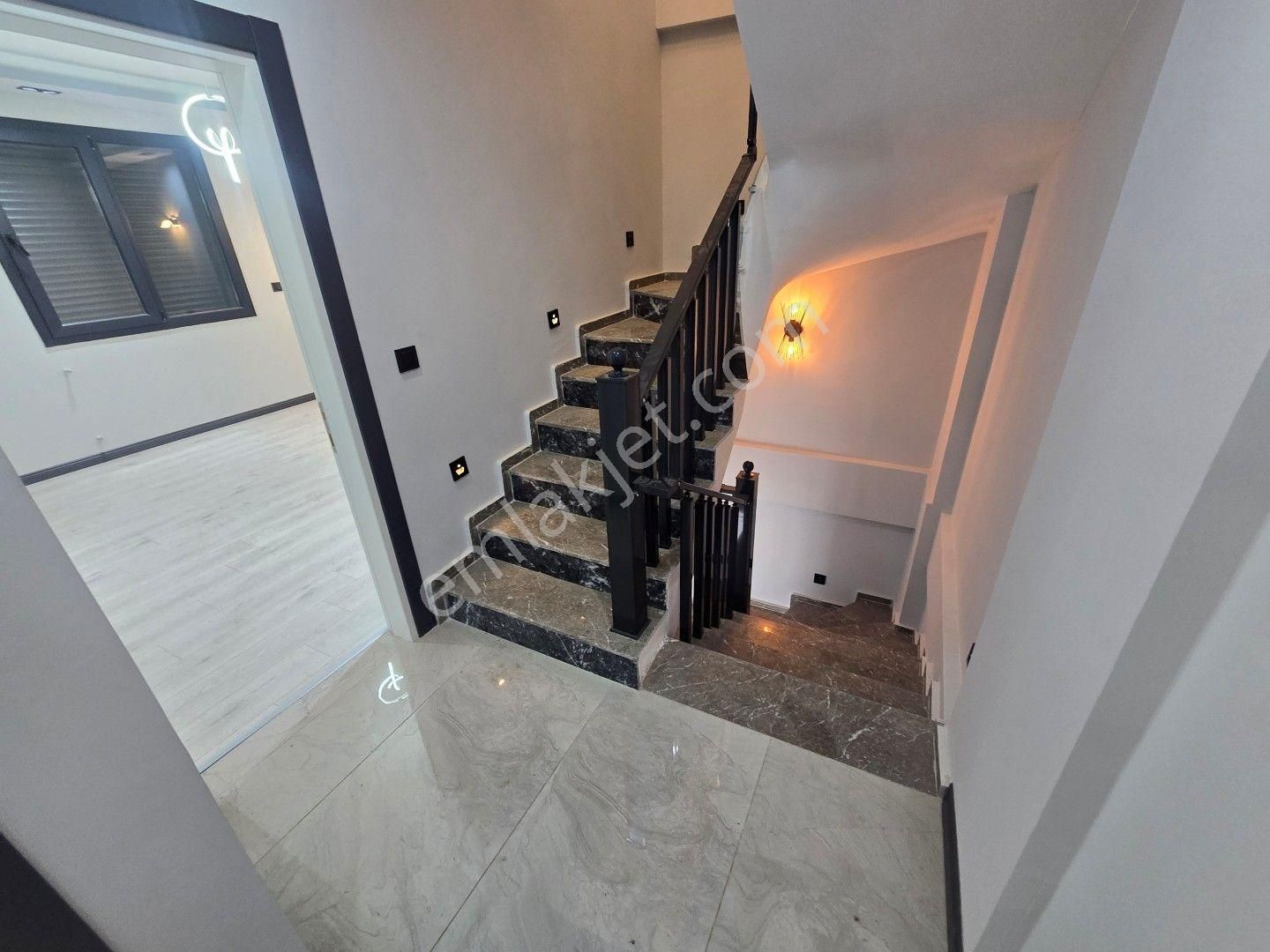 Didim Hisarda Satılık 3+1 Yazlik Villa - Görsel 12