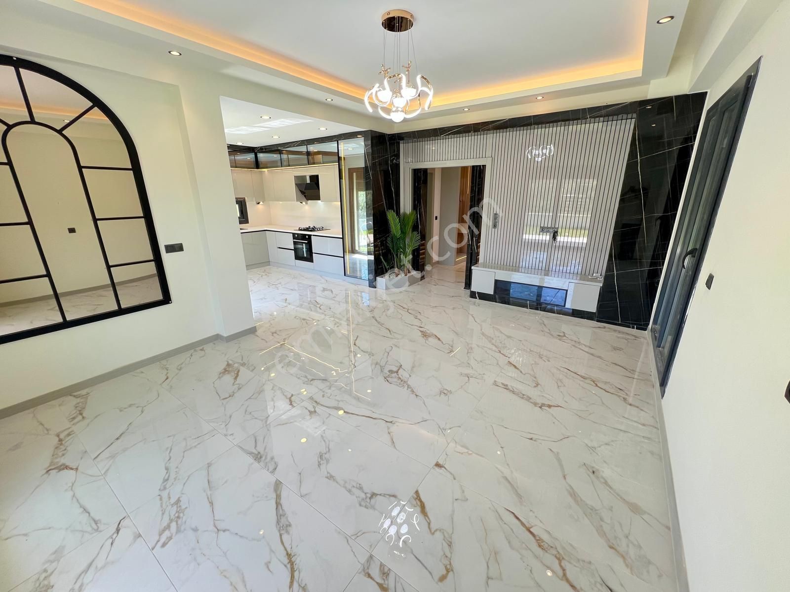 Akçay Aras Emlaktan Gürede 450 M² Havuzlu Müstakil Villa - Görsel 15