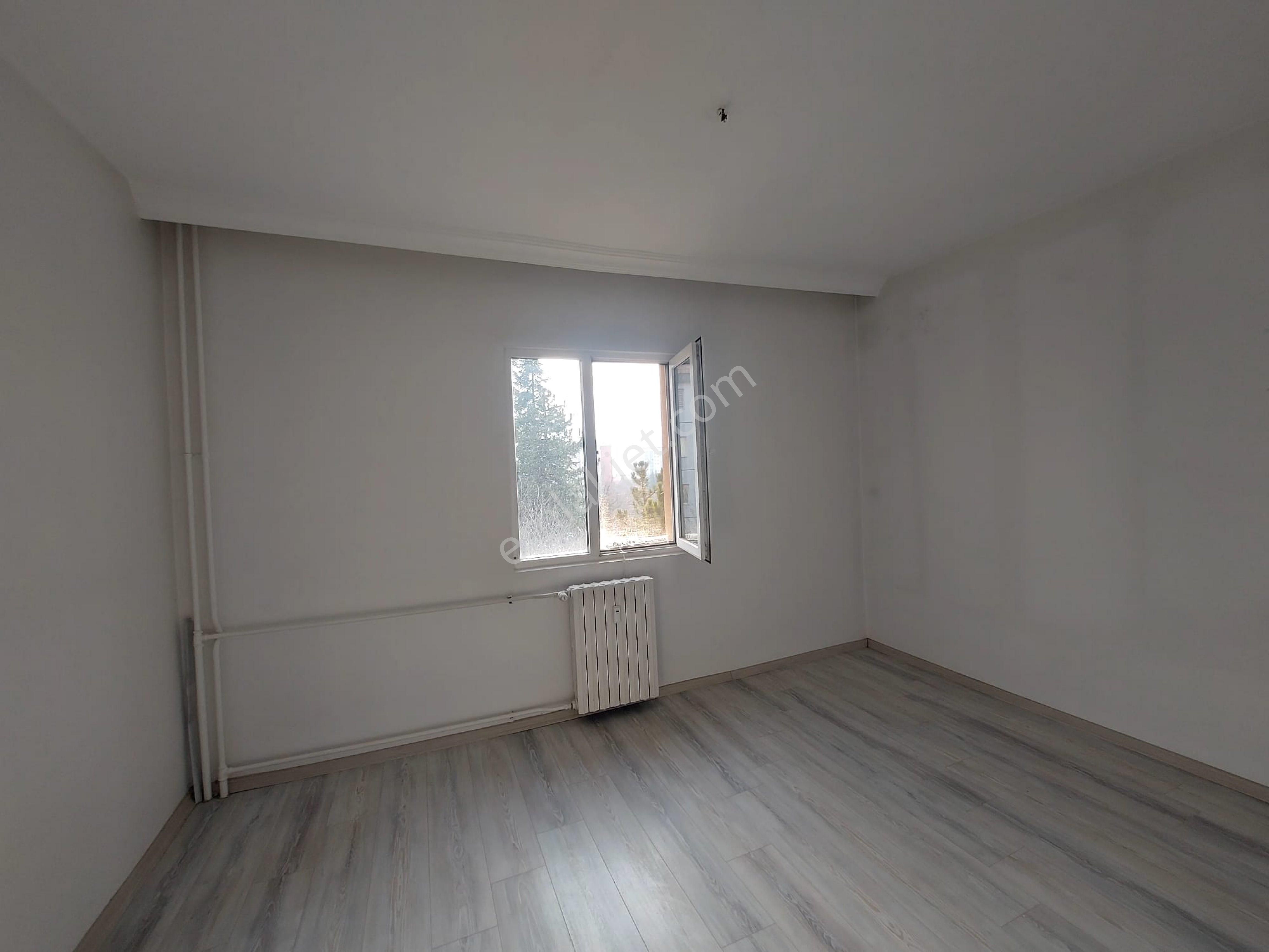 'eryaman Efor''dan Okul Yanı Katta Yapılı 1+1 Kiralık Daire - Görsel 25