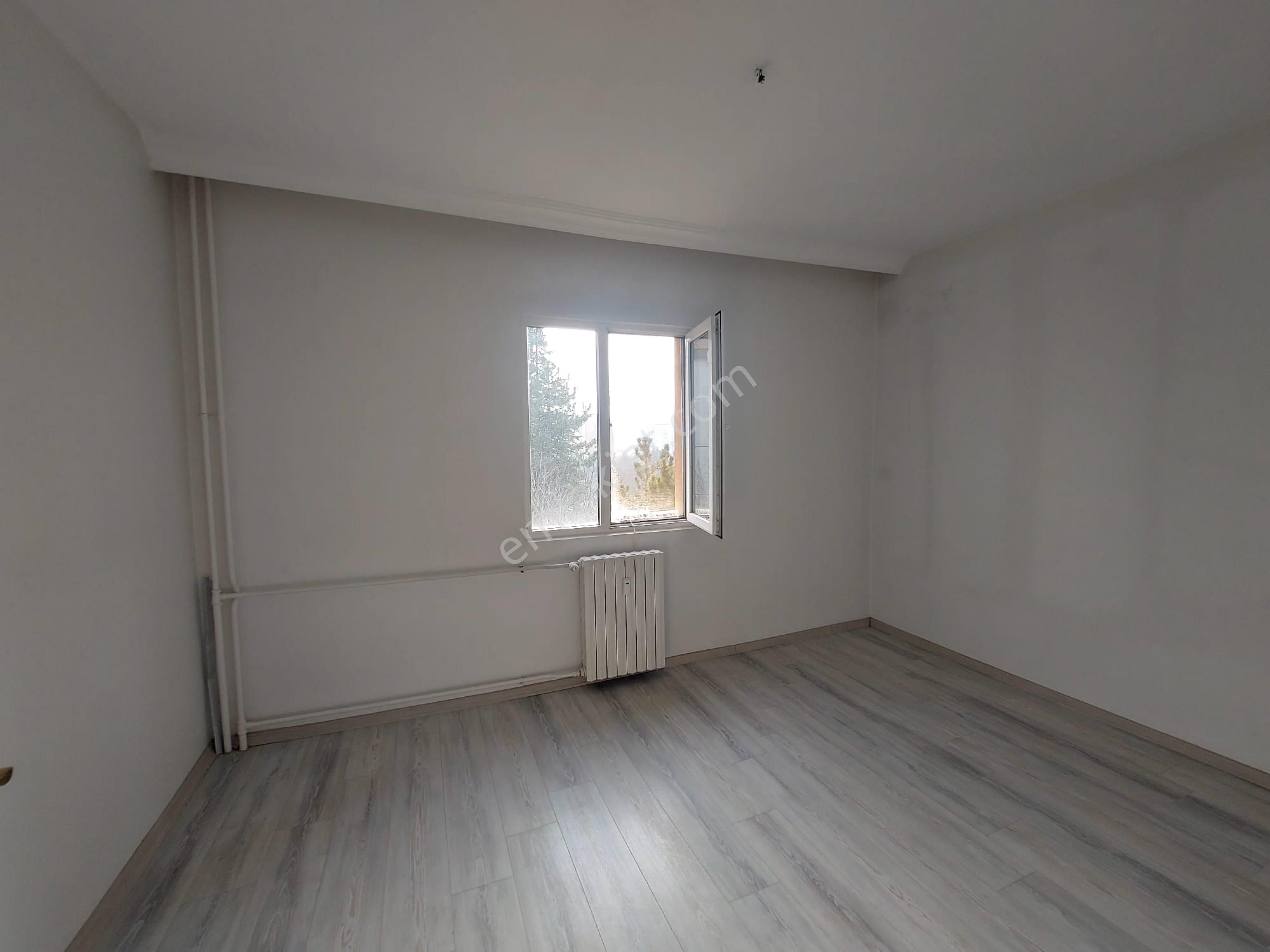 'eryaman Efor''dan Okul Yanı Katta Yapılı 1+1 Kiralık Daire - Görsel 24