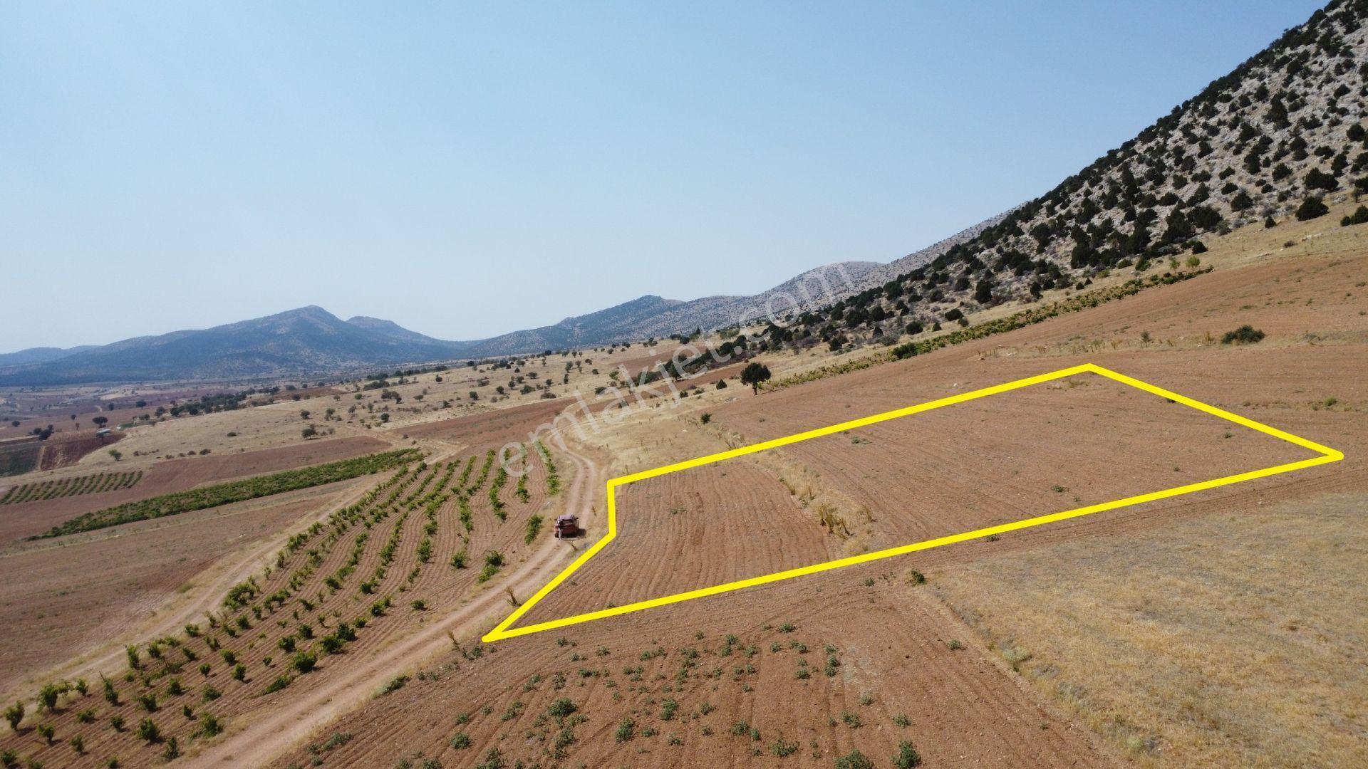 Karaman / Merkez / Kızılyaka Mahallesinde 1.828 M² Müstakil Tapulu Tarla - Görsel 7