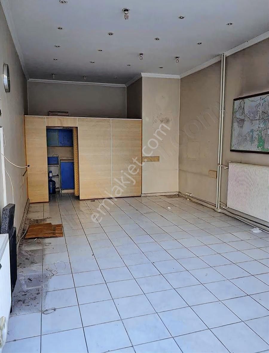 Hoşdere Cad. Satılık Dükkan - Görsel 2