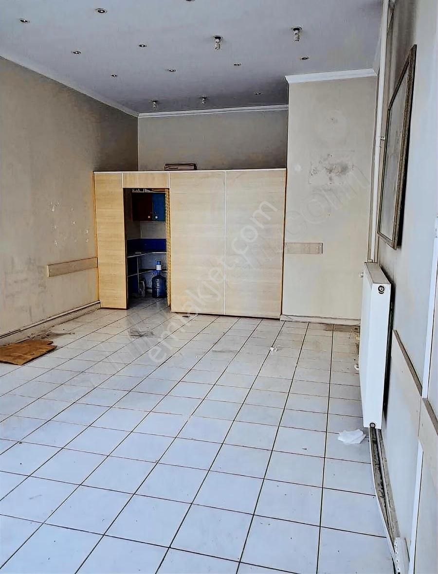 Hoşdere Cad. Satılık Dükkan - Görsel 4