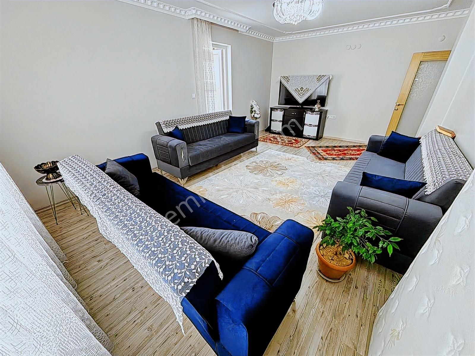 Yükseltepe'de 3+1 Geniş 135m2 Cadde Paraleli Asansörlü Daire... - Görsel 12