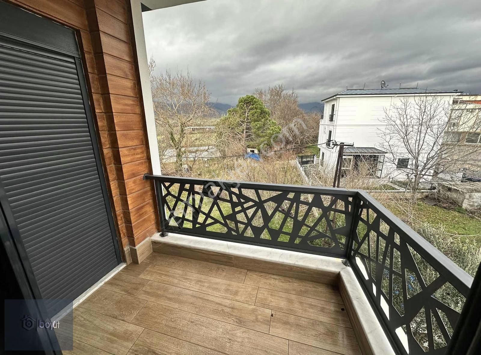 Boyut'tan Akçay Cemiltemel Mah.lüx Tasarım 4+1 Müstakil Villa - Görsel 23