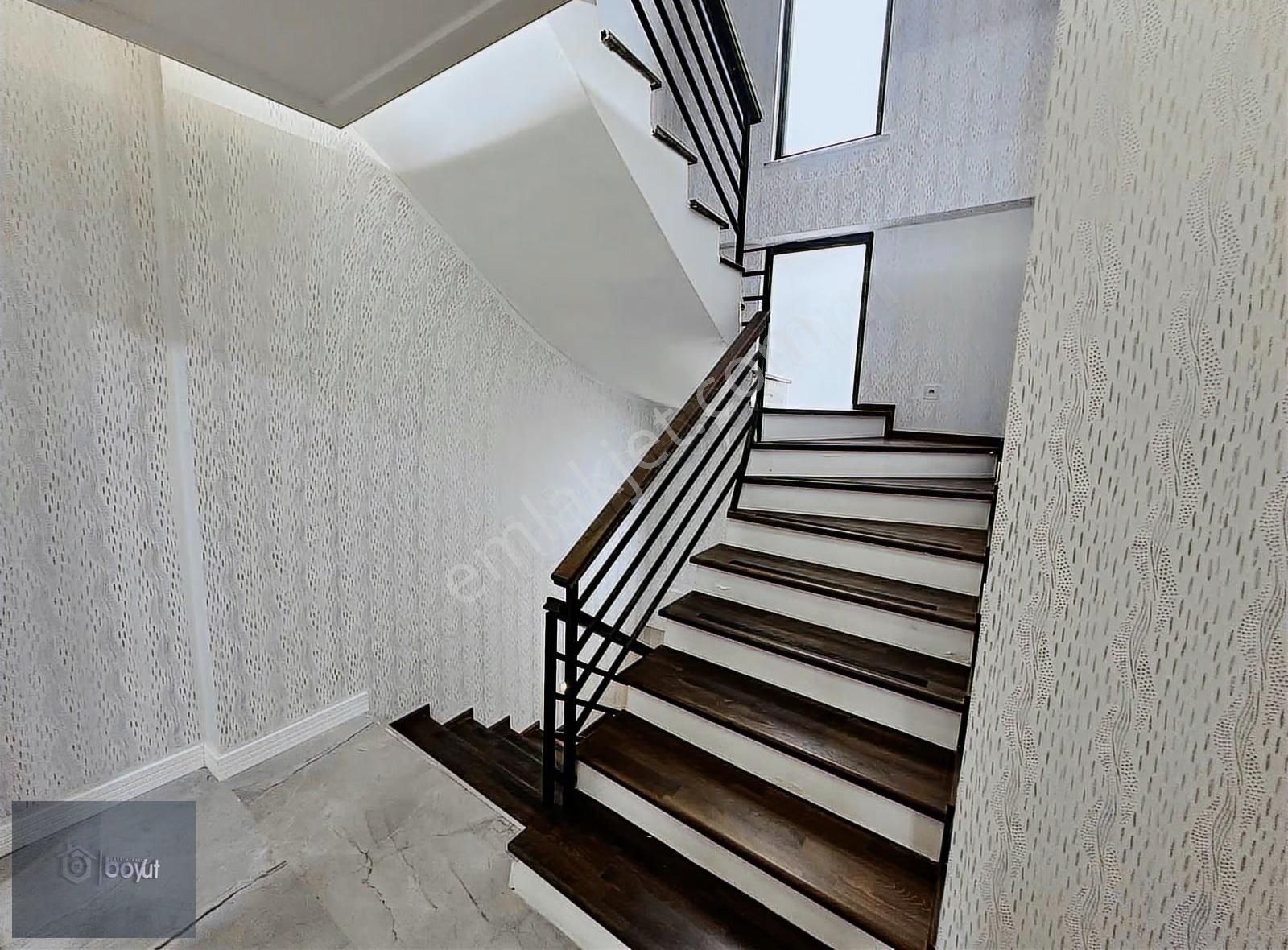 Boyut'tan Akçay Cemiltemel Mah.lüx Tasarım 4+1 Müstakil Villa - Görsel 8