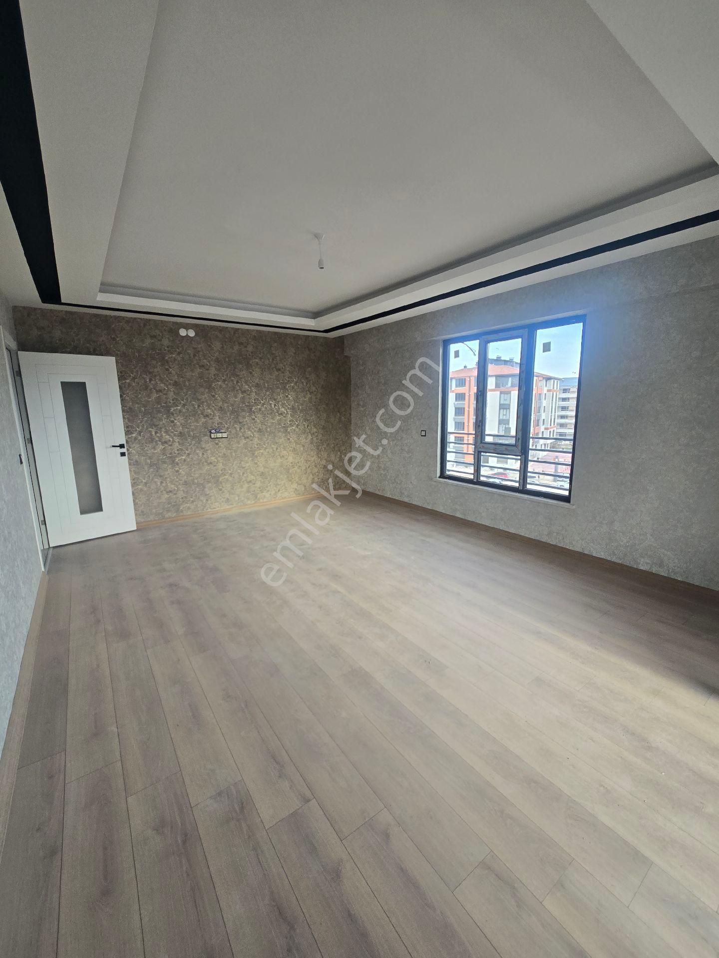 Kumköprü Mh Sıfır Son Kat Lüx Evebeyn Banyolu Kızartma Bölümlü Kilerli 4+1 Dairemiz Satılık - Görsel 8