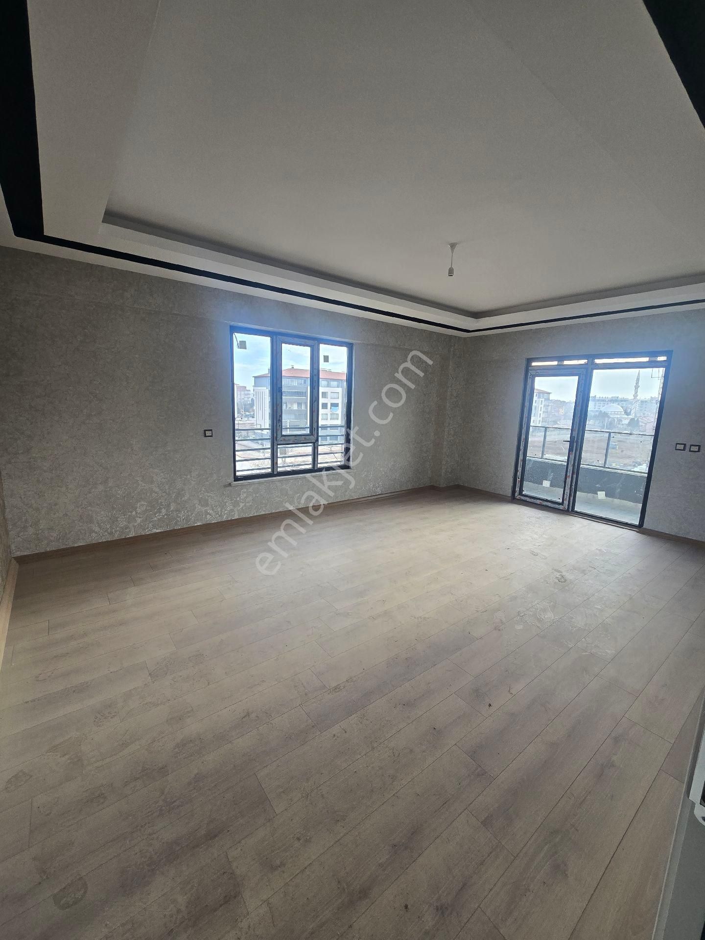 Kumköprü Mh Sıfır Son Kat Lüx Evebeyn Banyolu Kızartma Bölümlü Kilerli 4+1 Dairemiz Satılık - Görsel 5