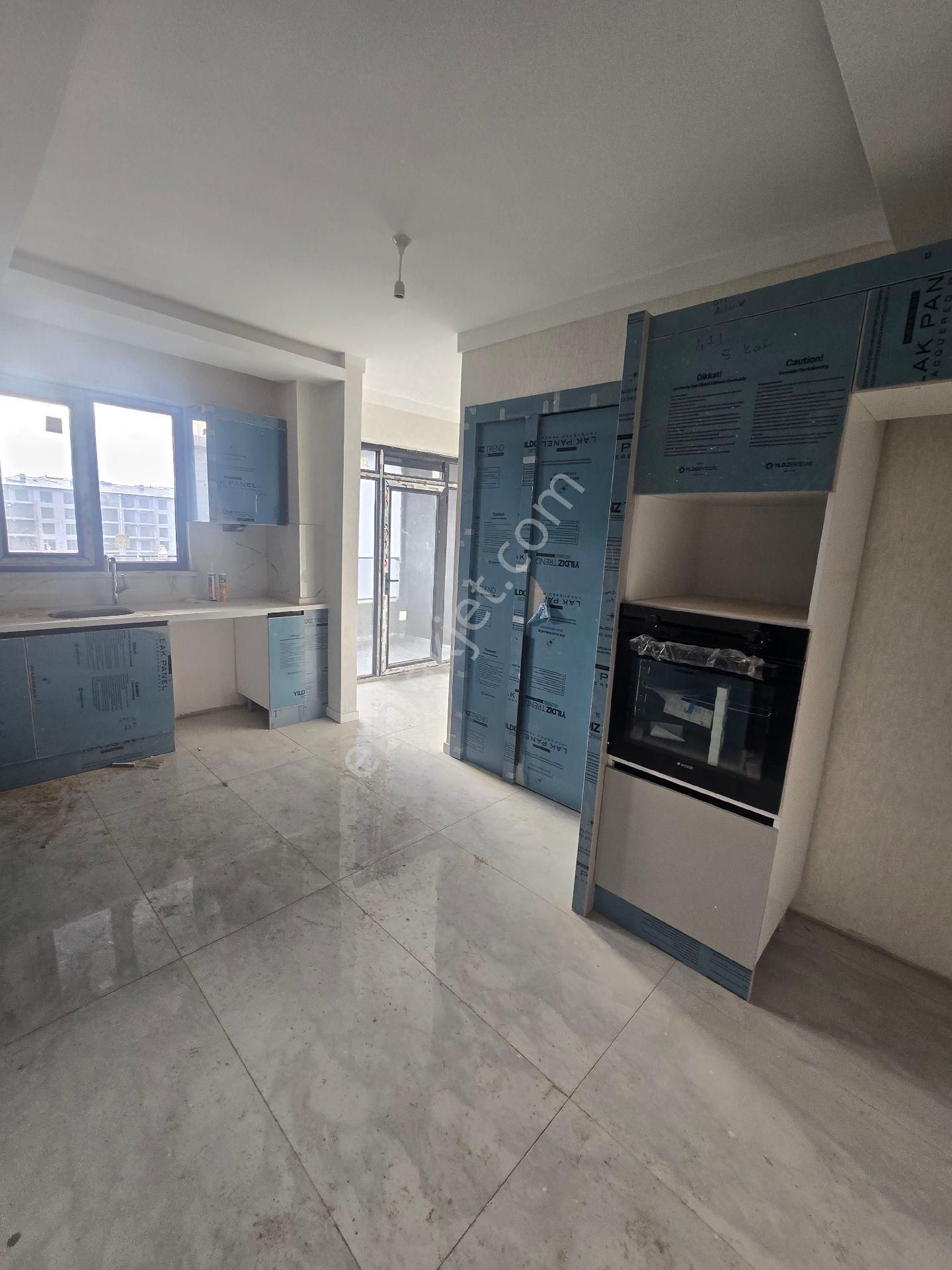 Kumköprü Mh Sıfır Son Kat Lüx Evebeyn Banyolu Kızartma Bölümlü Kilerli 4+1 Dairemiz Satılık - Görsel 15