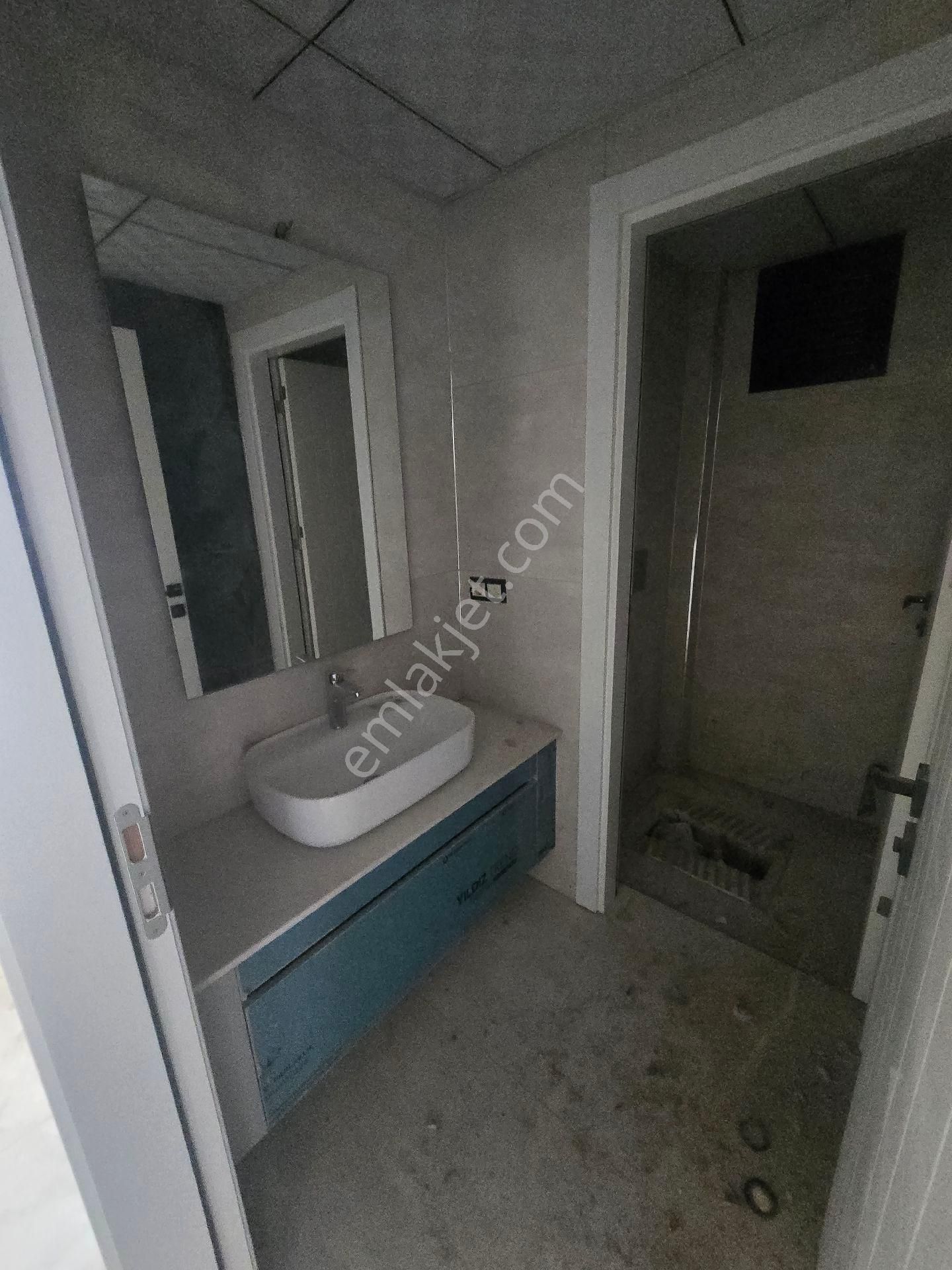 Kumköprü Mh Sıfır Son Kat Lüx Evebeyn Banyolu Kızartma Bölümlü Kilerli 4+1 Dairemiz Satılık - Görsel 32