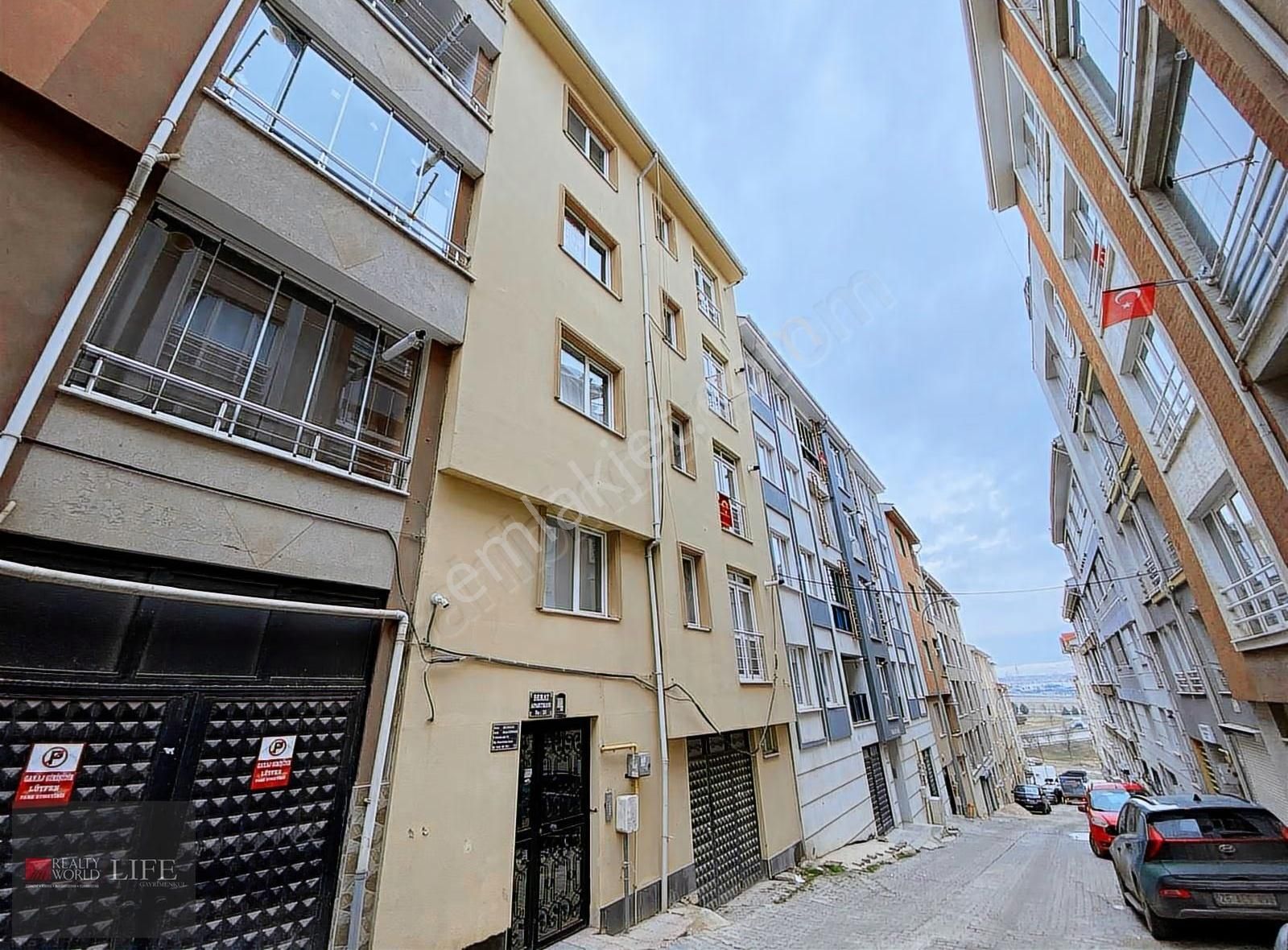 Rw Lıfe// Batıkent Mah Ümit Hastanesi Yakını 2+1 Satılık Daire - Görsel 27