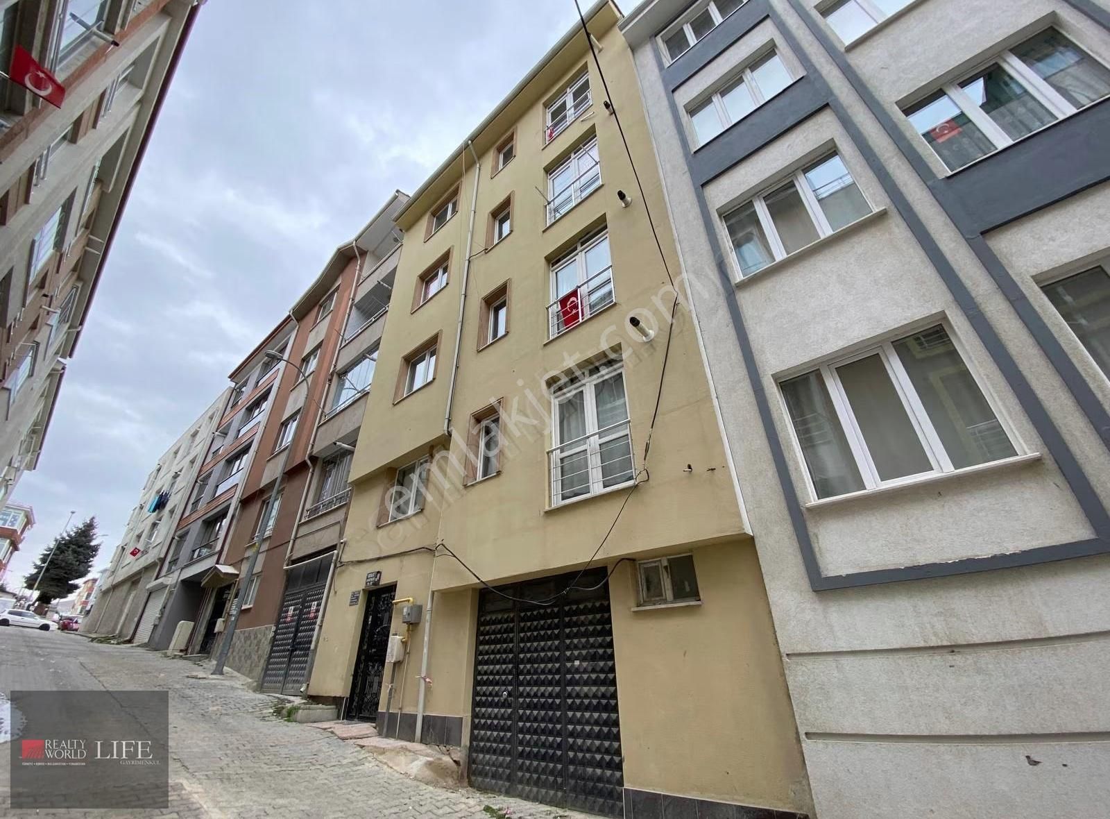 Rw Lıfe// Batıkent Mah Ümit Hastanesi Yakını 2+1 Satılık Daire - Görsel 17