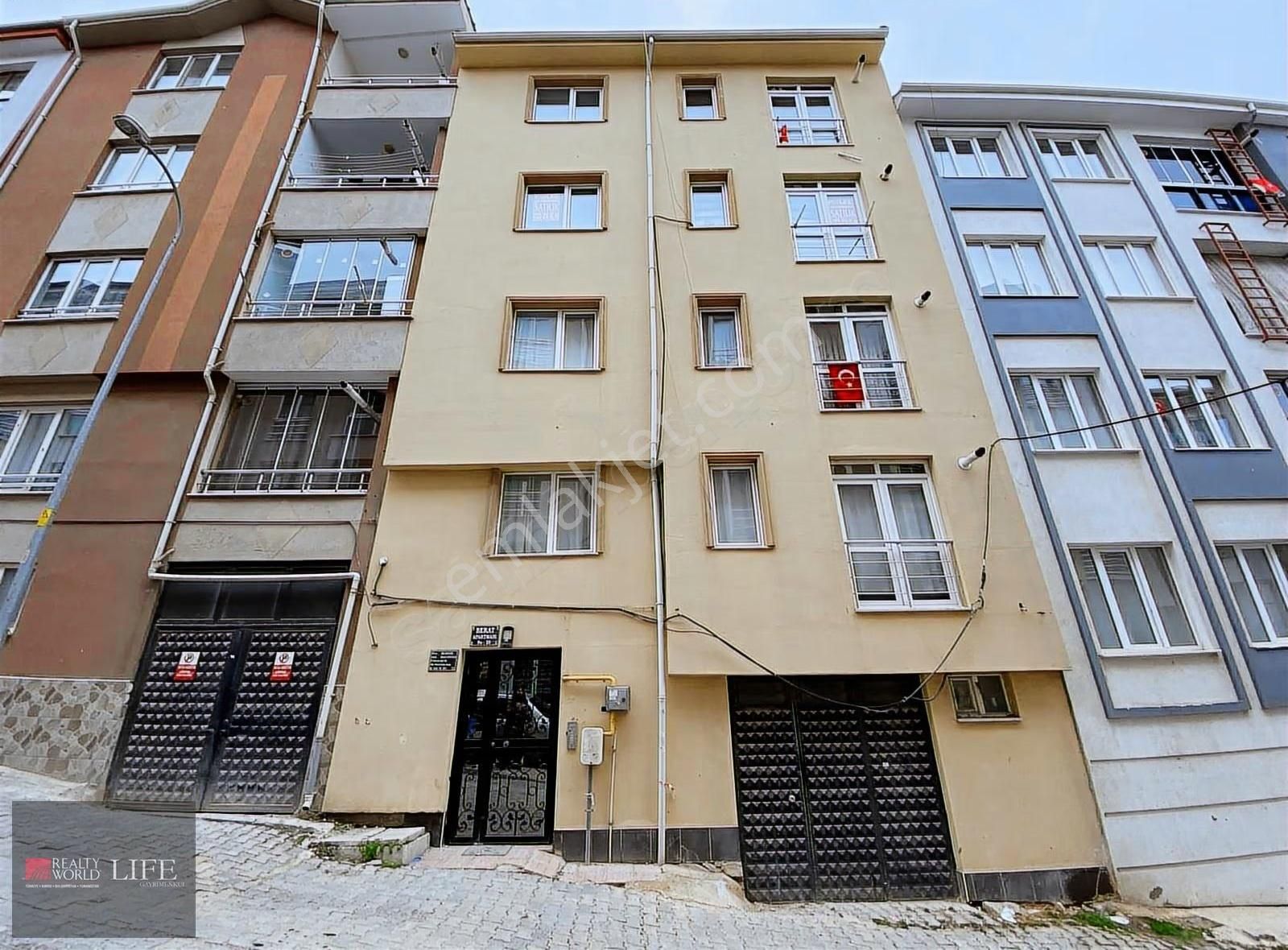 Rw Lıfe// Batıkent Mah Ümit Hastanesi Yakını 2+1 Satılık Daire