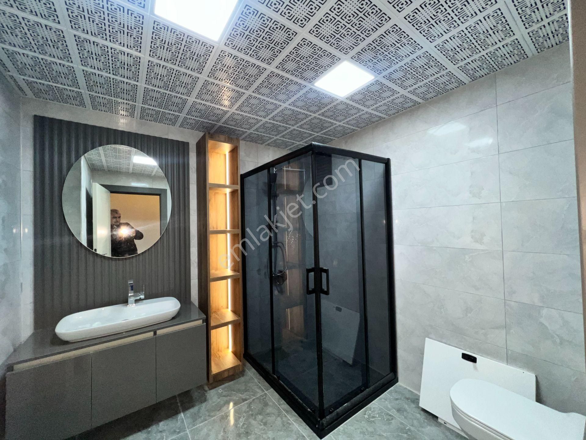 Ufuk Kılıç Emlak'tan Modern Şık Tasarımıyla Lüks Site İçerisinde 4+1 Daire - Görsel 25