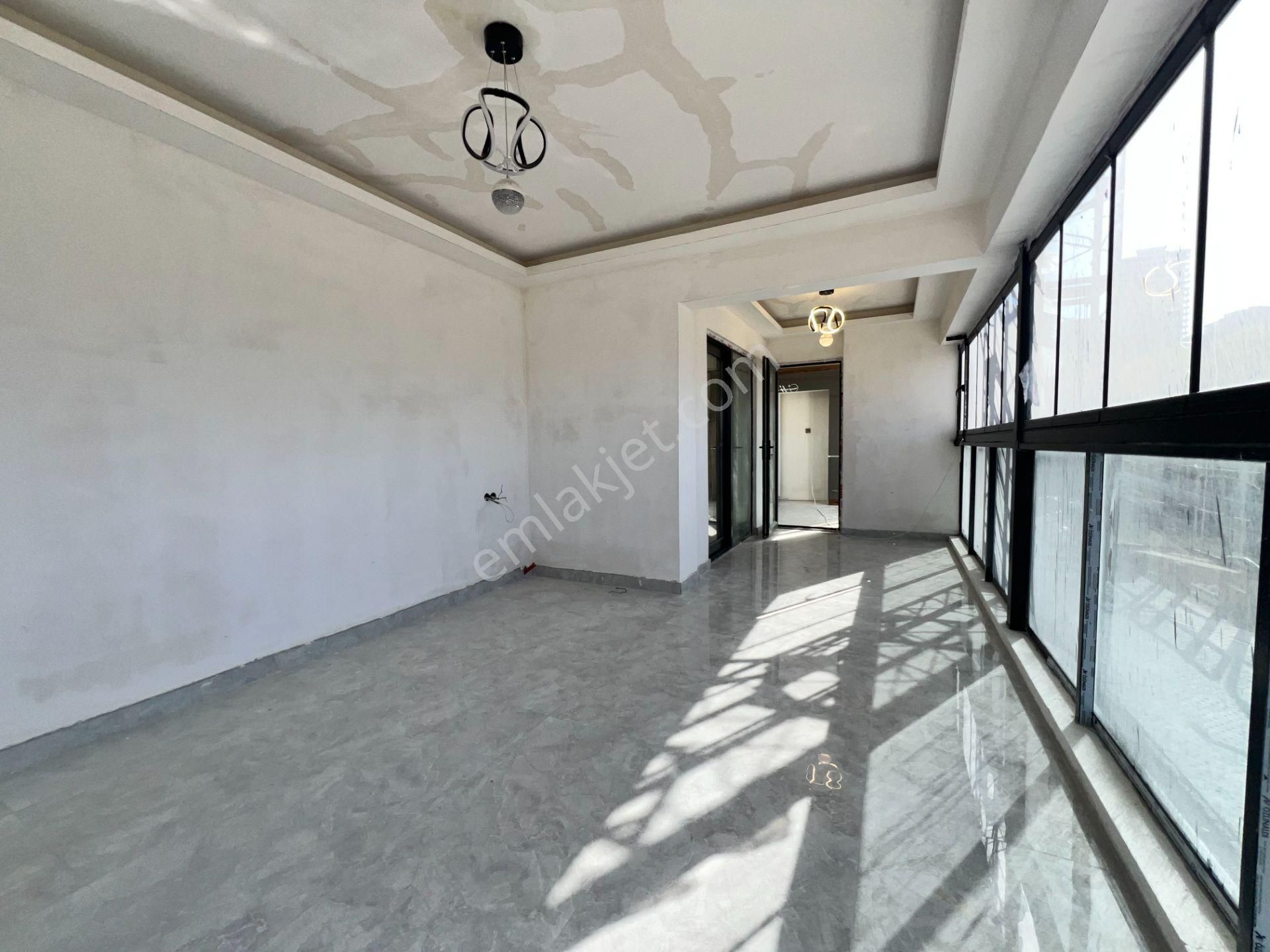 Ufuk Kılıç Emlak'tan Modern Şık Tasarımıyla Lüks Site İçerisinde 4+1 Daire - Görsel 5