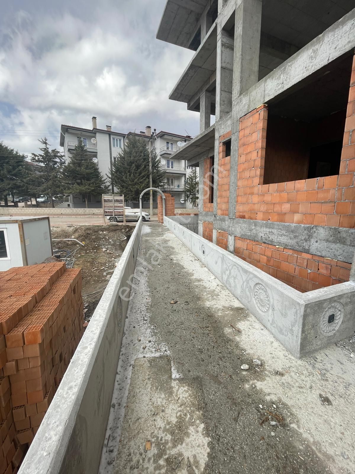 Afyon Üçok Emlaktan Esentepe Mah Satılık Sıfır Lüx 2+1 3+1 Daireler - Görsel 4