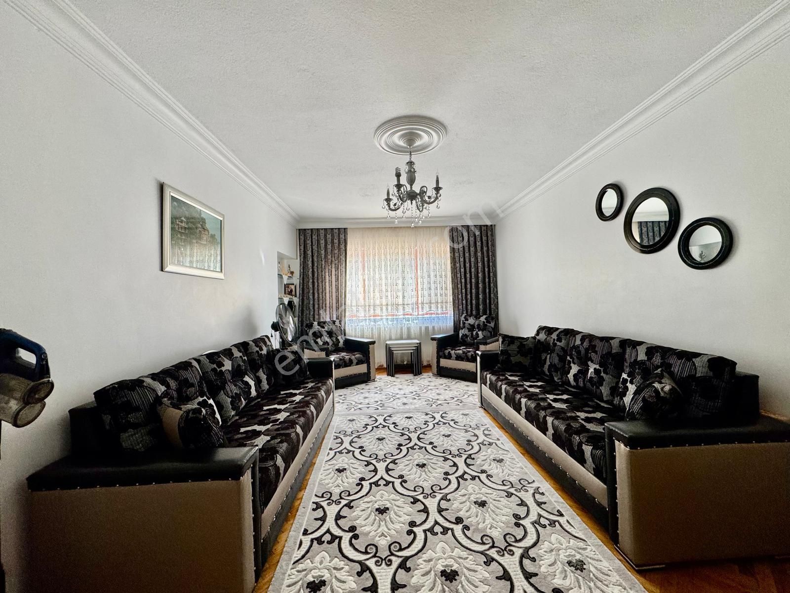 Ufuk Kılıç Emlak'tan Merkezde Full Yapılı Orta Kat G.cephe 3+1 Daire - Görsel 9