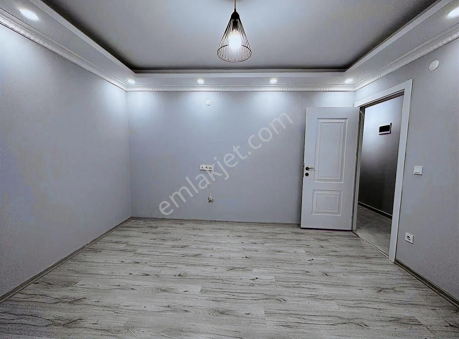 Satılık 70m2 1+1 Asansörlü İskanlı Sığınak Depolu Güney Cephe - Görsel 11