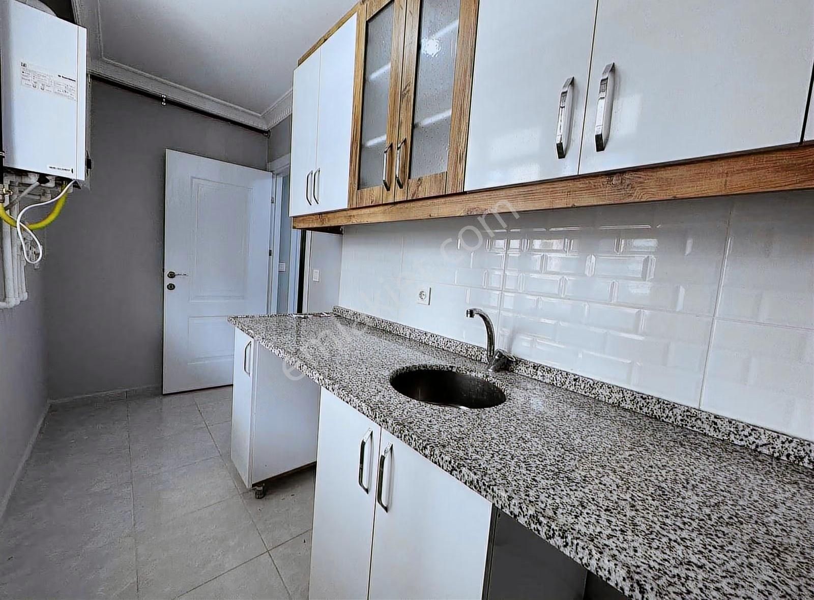 Satılık 70m2 1+1 Asansörlü İskanlı Sığınak Depolu Güney Cephe - Görsel 7