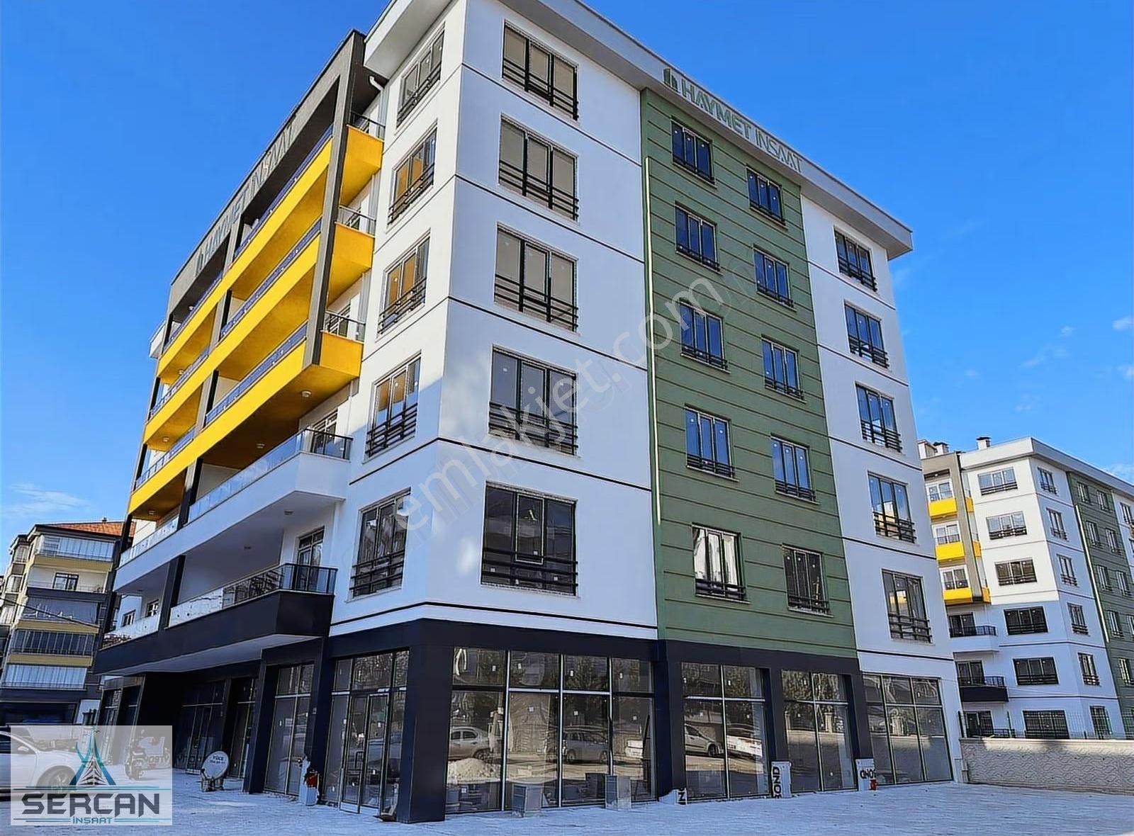 Hamzaoglu Mahallesi Sarıyakup Caddesine Cephe 3+1 115 Net Daire