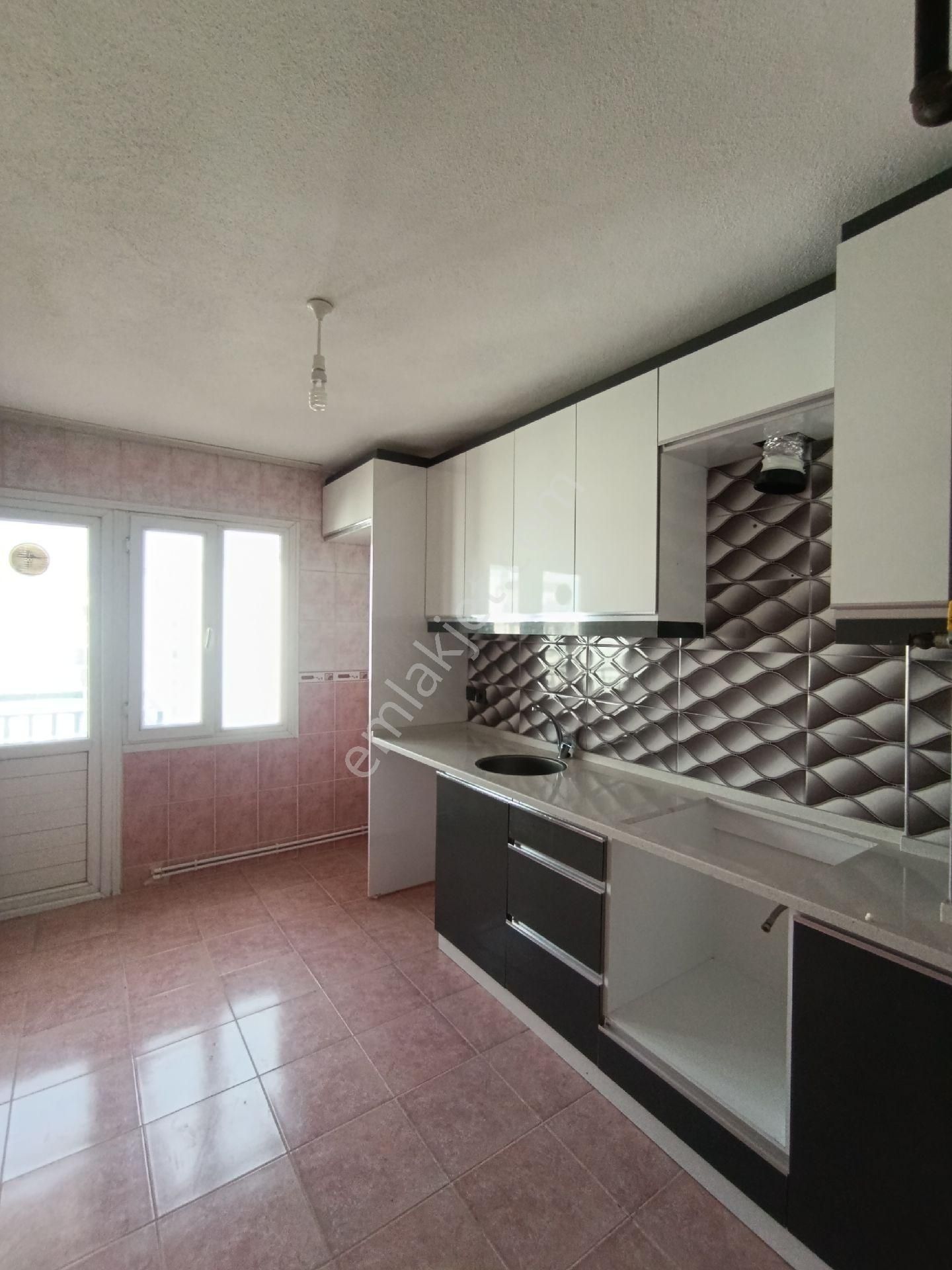 Ayrancılar Fevzi Çakmak Mah 3+1 Doğalgazlı - Görsel 13