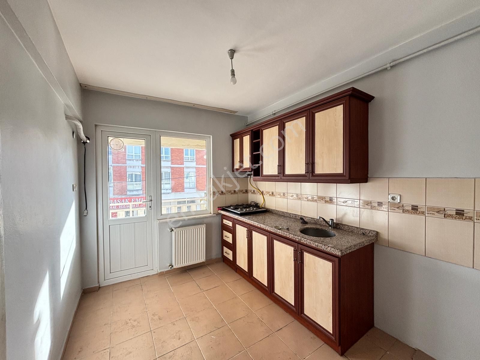 Çiftlikköy Mehmet Akif Ersoy'da Kiralık 2+1 80 M2 Ofis - Görsel 9