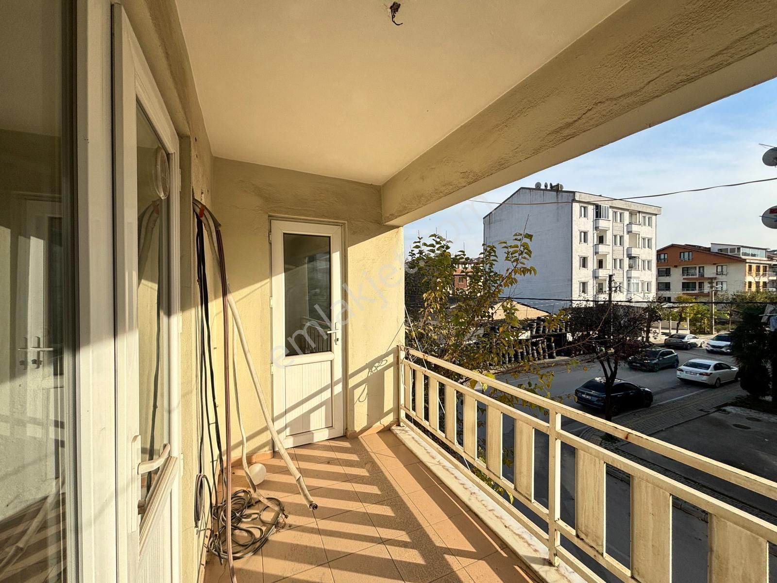 Çiftlikköy Mehmet Akif Ersoy'da Kiralık 2+1 80 M2 Ofis - Görsel 11