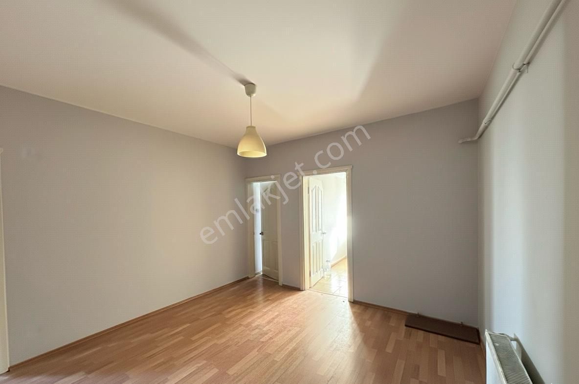 Çiftlikköy Mehmet Akif Ersoy'da Kiralık 2+1 80 M2 Ofis - Görsel 17