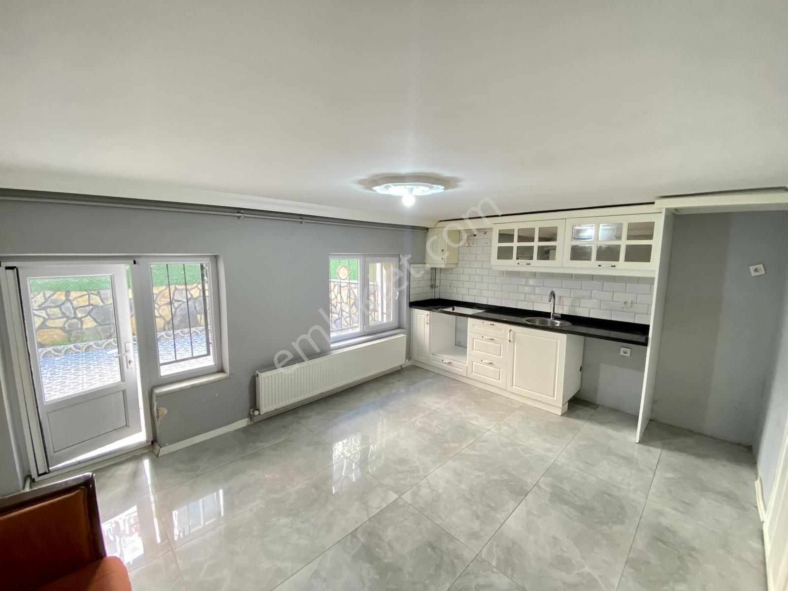 Verandalı,teraslı,şömineli,hobi Bahçeli 4+1 Kiralık Müstakil Ev - Görsel 9