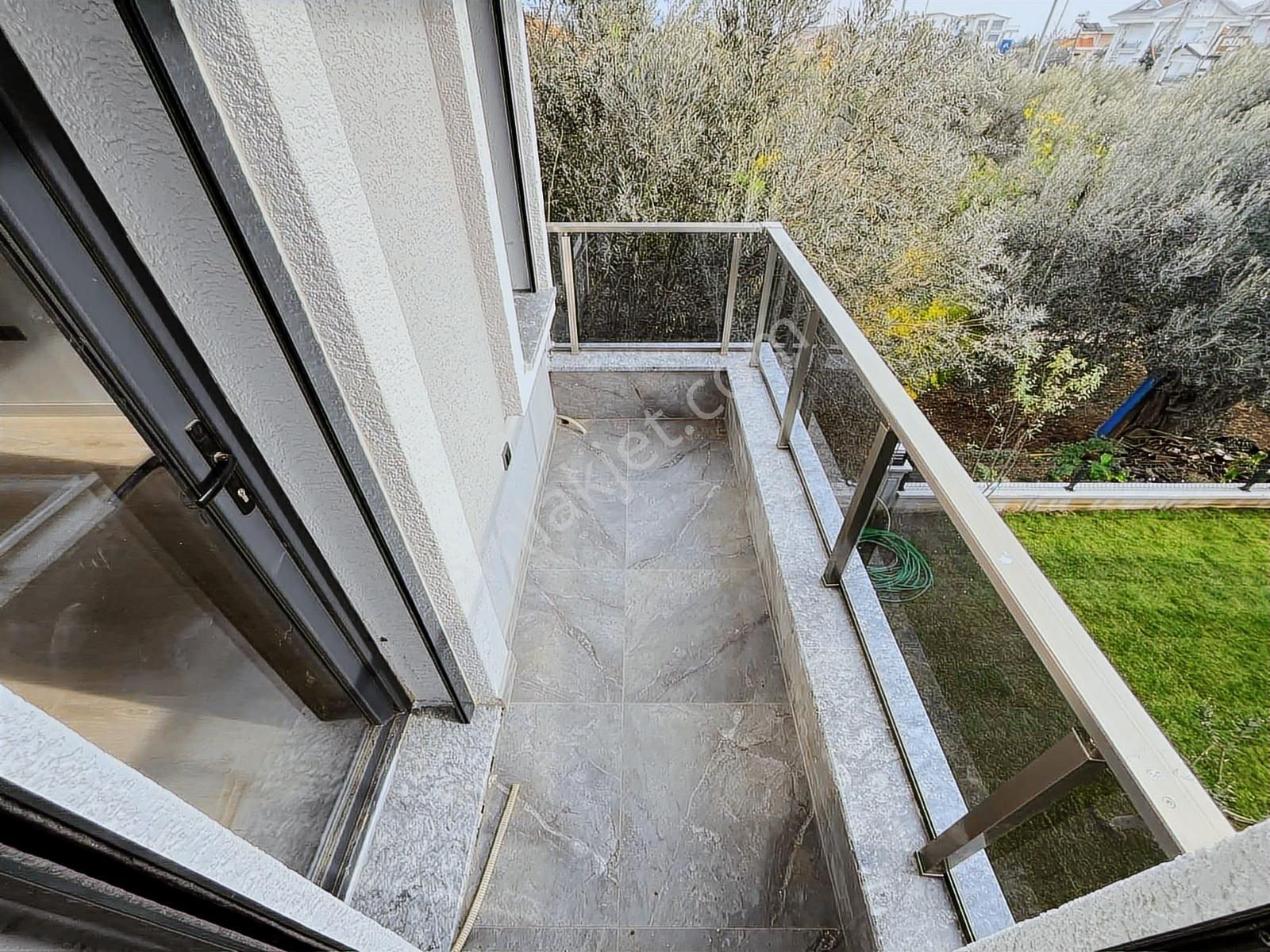 Gürsoy^dan K.kuyuda Denize 150 Metre 3+1 Havuzlu Villa - Görsel 3