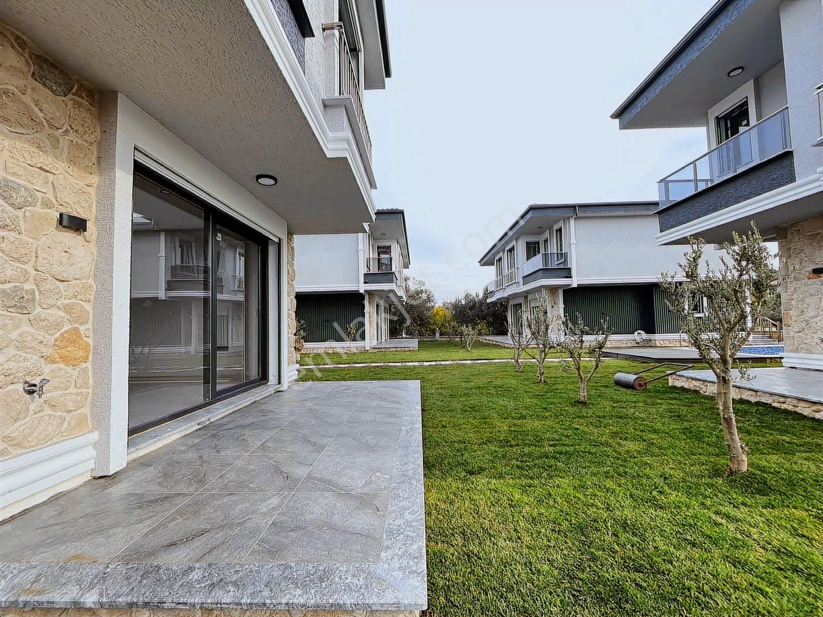 Gürsoy^dan K.kuyuda Denize 150 Metre 3+1 Havuzlu Villa - Görsel 7