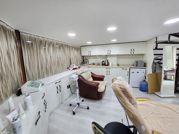 Küçükçekmece Atakent 3.etap Ta Satılık 70m2 Full Tadilatlı İşyeri - Görsel 3