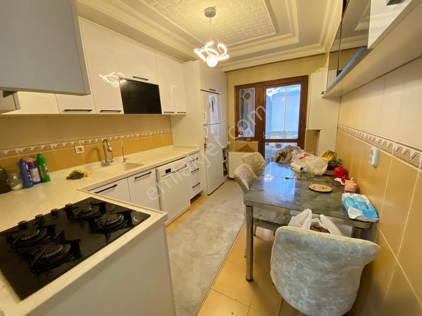 Hüseyingazi Göbekte 1.katta 3+1 Daire - Görsel 7