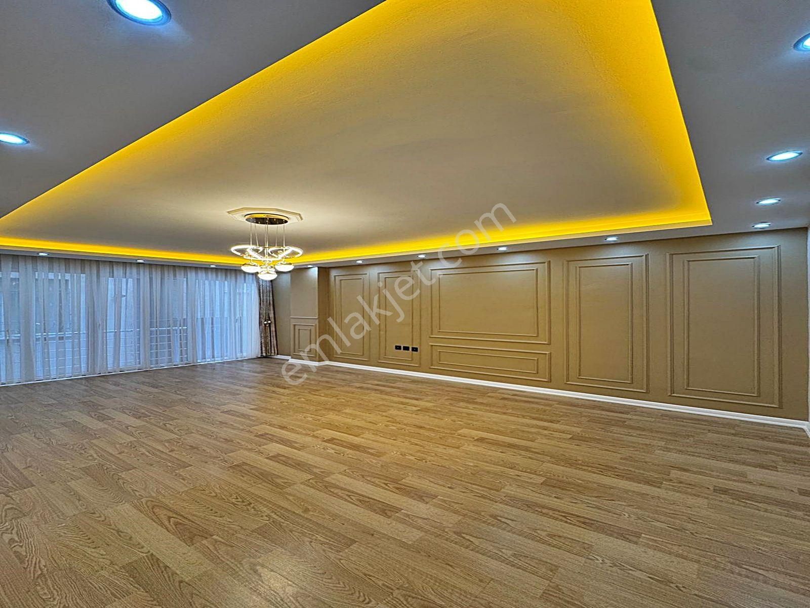 Cadde34 Yapı'dan Full Dekorlu 3+1 M2 Sinde 2+1 Krediye Uygun Satılık Arakat Daire!!