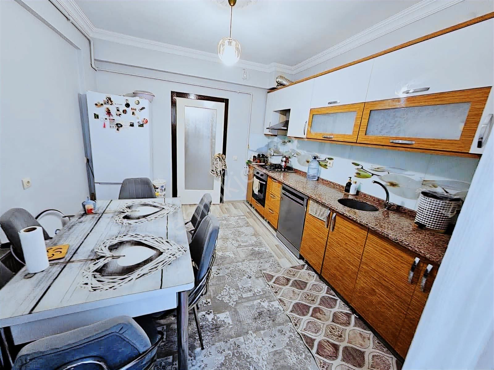 Şentürk Gayrimenkul'den**4+1**cuma Pazarı Mevkii//çift Banyolu - Görsel 4